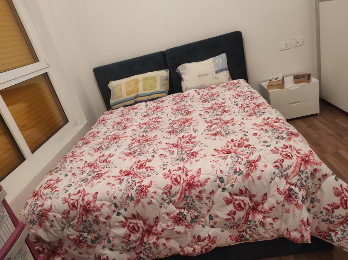 Modern Apartment In Tirana Buitenkant foto